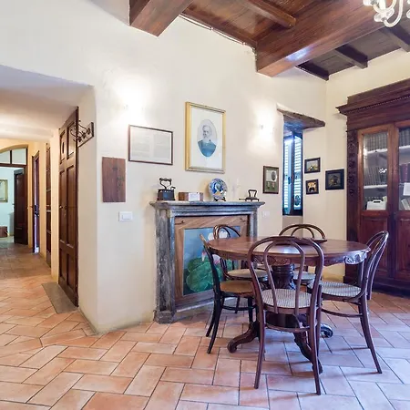 La Loggia Sul Nera Apartment *