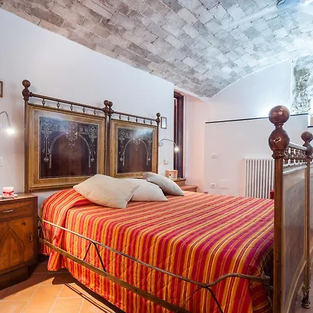La Loggia Sul Nera